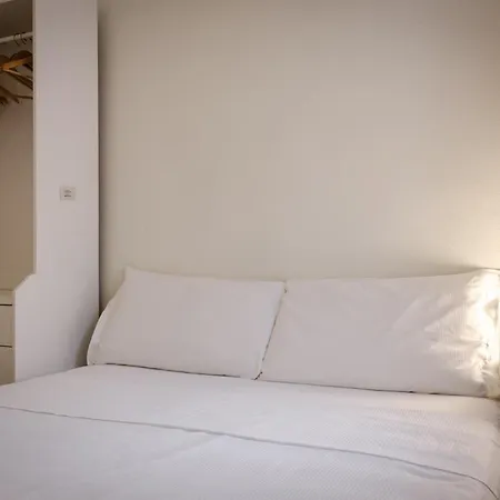 Abalus Apartment