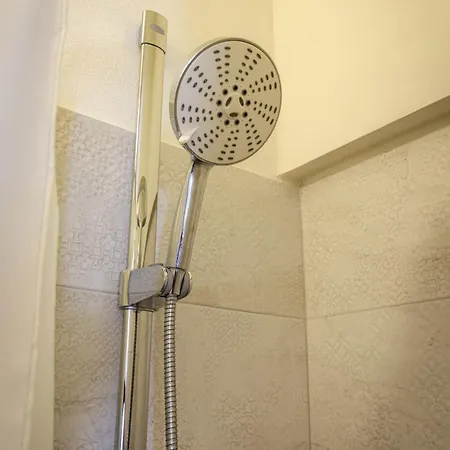 Abalus Apartment *